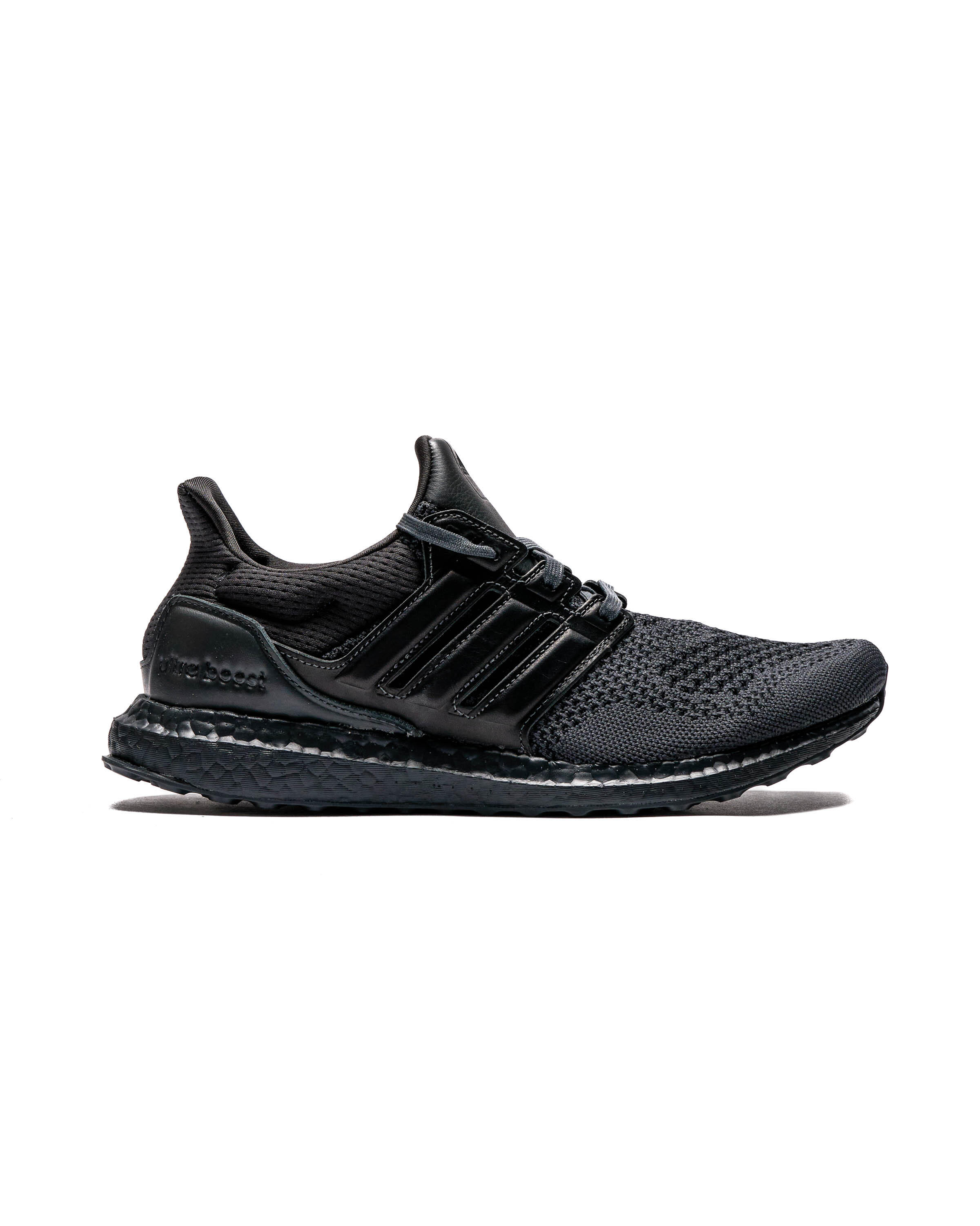 Adidas ultra boost ltd triple black best sale